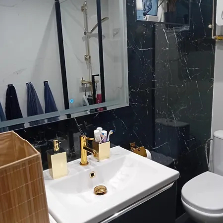 Apartament Kawalerka Superior Centrum Blisko Pkp *
